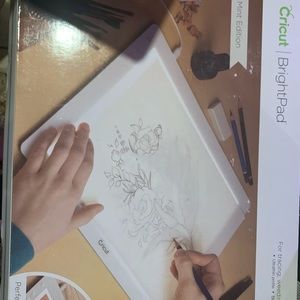 Cricut mint brightpad